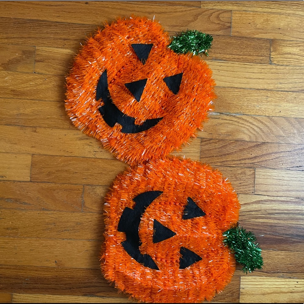 New Set of Two Pumpkin 🎃 Decorations